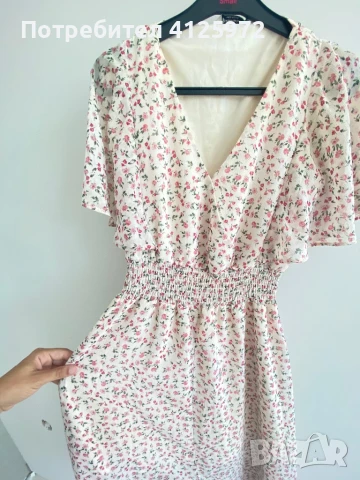 Дамска лятна дълга рокля Stradivarius на цветчета, размер S, снимка 4 - Рокли - 51333873
