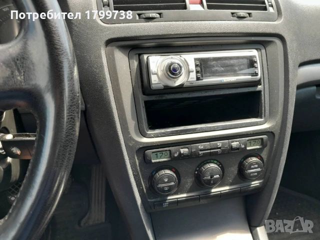 Шкода Октавия 2.0 tdi, снимка 13 - Автомобили и джипове - 54214912