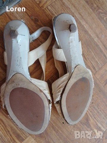 Подарявам!Сандалки в кремаво бял цвят и мини ток , снимка 4 - Сандали - 53833348