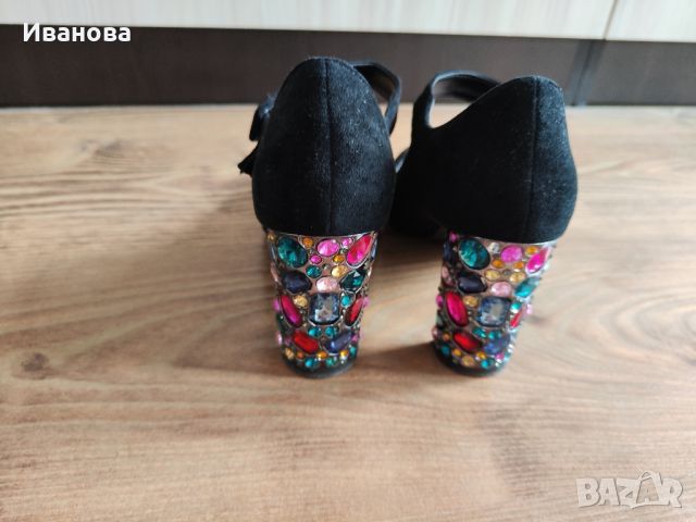 Дамски обувки на ток Тенденц, снимка 1 - Дамски обувки на ток - 46030467