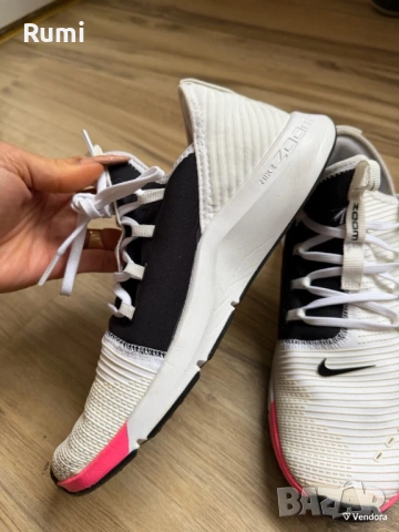 Оригинални дамски маратонки Nike WMNS AIR ZOOM ELEVATE! 39 н, снимка 11 - Маратонки - 51894773
