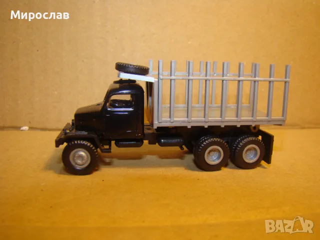 IGRA?? H0 1/87 PRAGA КАМИОН МОДЕЛ КОЛИЧКА ВЛЕКАЧ, снимка 1 - Колекции - 48603568