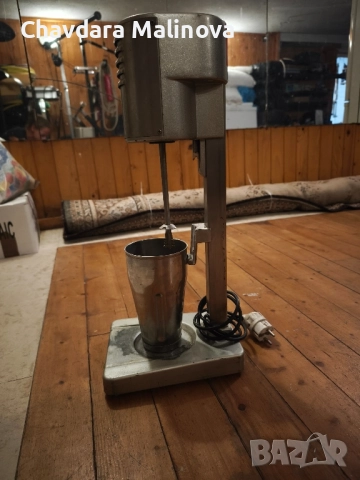 Миксер,блендер за фрапета,шейкове,коктейли, снимка 2 - Обзавеждане за заведение - 51704426