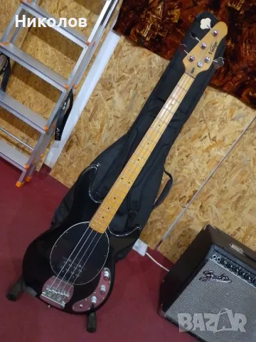 Бас китара Vintage Bass guitar , снимка 5 - Китари - 46876117