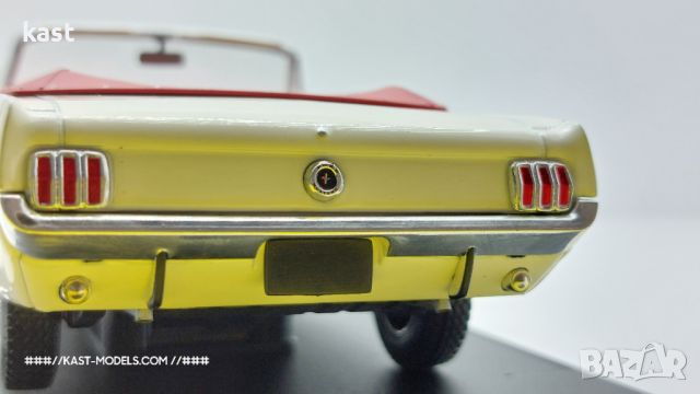 KAST-Models Умален модел на Ford Mustang Cabrio 1965 Eaglemoss 1/24, снимка 8 - Колекции - 45927887