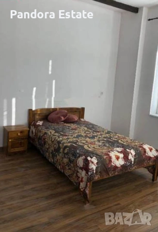 Продава тристаен апартамент в кв. Толстой, снимка 4 - Апартаменти - 53683695