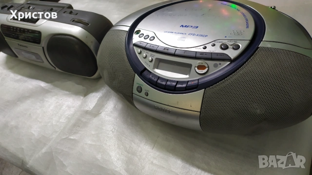 2 Броя Касетофони-PANASONIC,SONY и 2 Броя CD ПЛЕЙЪРИ с радио ВСИЧКИ ОТЛИЧНО РАБОТЕЩИ от чужбина