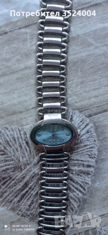 Нов оригинален часовник гривна 