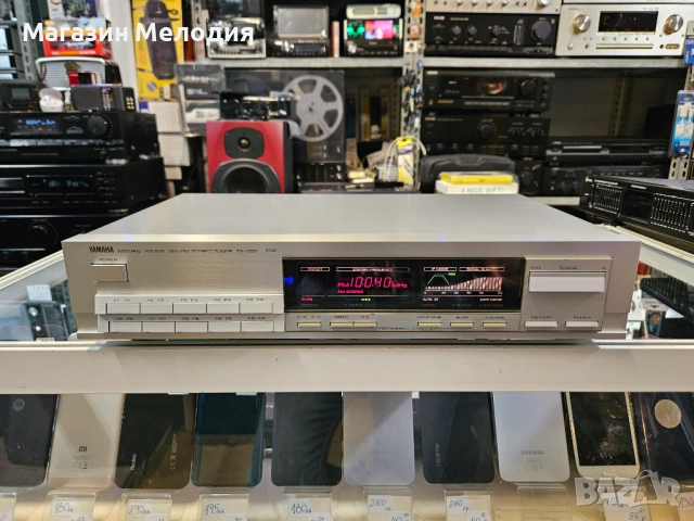 Страхотен стерео тунер Yamaha TX-500 В отлично техническо и визуално състояние.