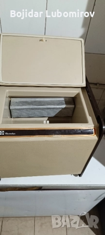 хладилна ракла 12/220/+газ, снимка 3 - Хладилни чанти - 52225935