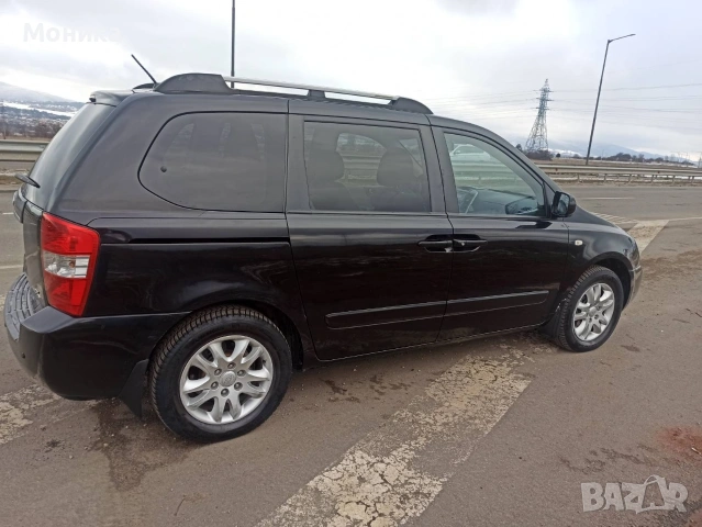 Kia Carnival, снимка 2 - Автомобили и джипове - 53424907