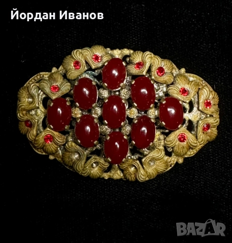 Старинна чешка брошка 