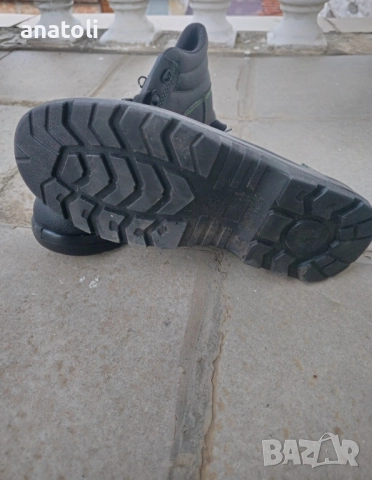 Чисто нови обувки от Германия 44N. Работи , снимка 4 - Мъжки боти - 52179616