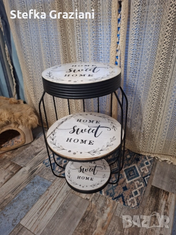 Помощна масичка. 