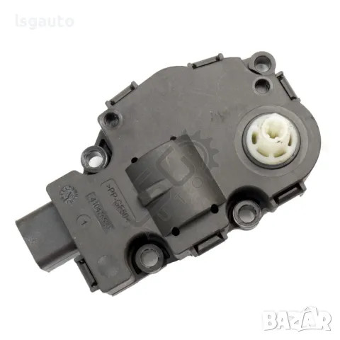 Моторче клапи парно AUDI A4 (B8) 2008-2015 ID: 144529, снимка 2 - Части - 49492469