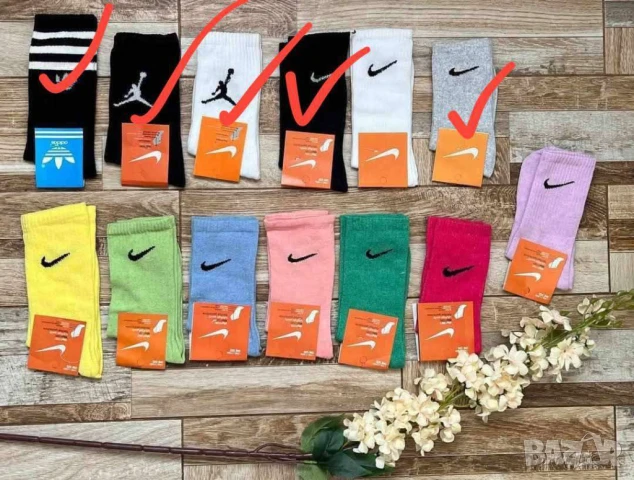 Чорапи Унисекс  nike jordan, снимка 2 - Дамски чорапи - 50765502