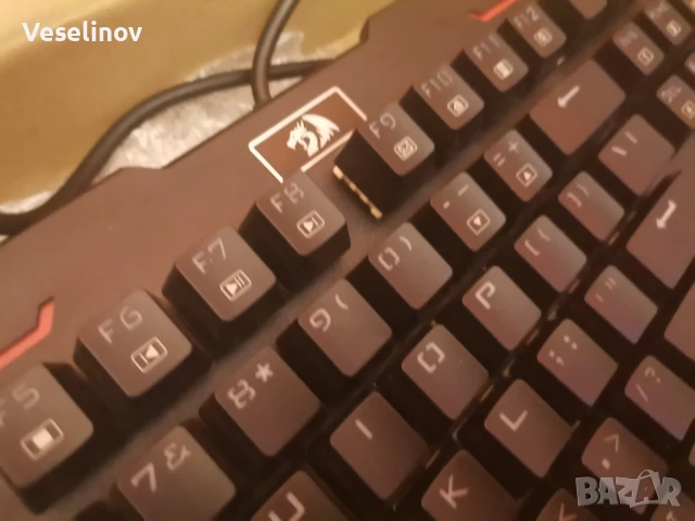 Gameing клавиатура от REDRAGON , снимка 2 - Клавиатури и мишки - 51221891
