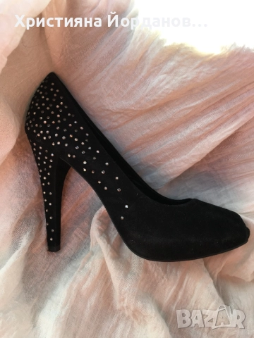 Висок ток обувки Зара/Zara, набук с кристали , снимка 2 - Дамски обувки на ток - 52396211