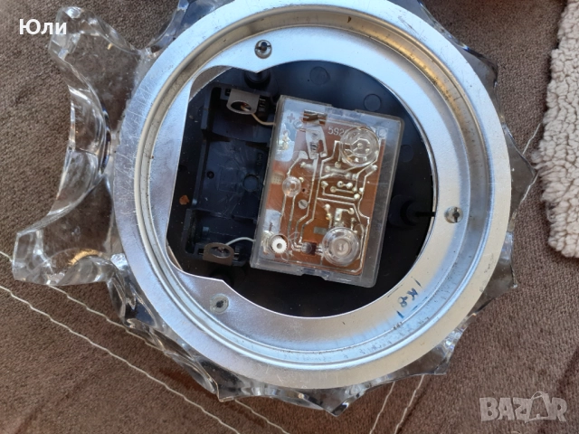 Руски часовник , снимка 4 - Антикварни и старинни предмети - 52955971