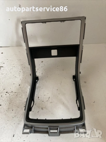 Облицовка на централната конзола за Mazda 6 2.0D 140HP (2009) GS1D-64341