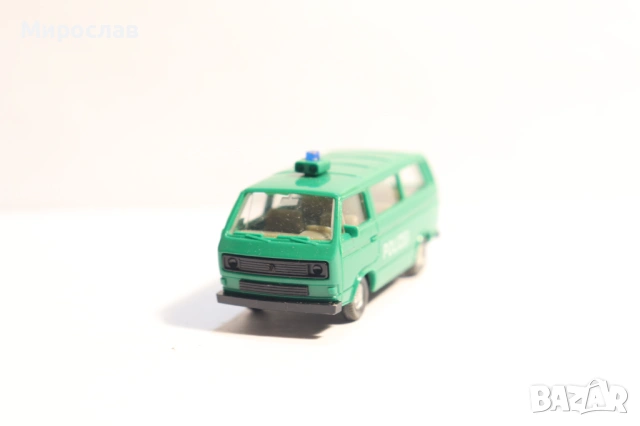 WIKING H0 1/87 VW POLICE ПОЛИЦИЯ КОЛИЧКА КАМИОН МОДЕЛ, снимка 3 - Колекции - 53129229