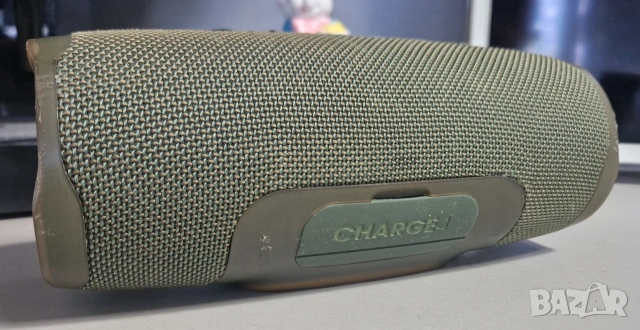 JBL CHARGE 4, ОРИГИНАЛНА, с външни забележки , снимка 2 - Тонколони - 54200643