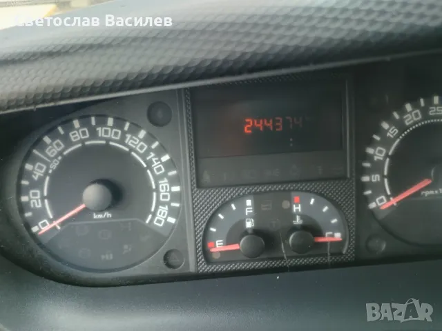 Пътнически бус Iveco 35S12 – отличен за превоз, снимка 11 - Бусове и автобуси - 49761400