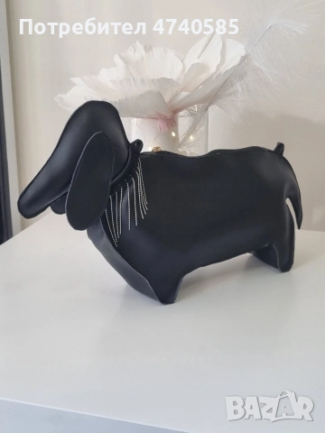 Дамска чанта с формата на куче, снимка 3 - Чанти - 53655157