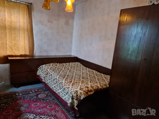 Продавам къща в кв. Бряг, снимка 16 - Къщи - 50384874