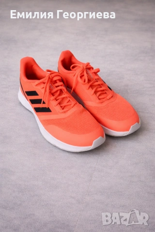 Дамски маратонки Adidas 42 номер- ярък, неонов цвят, снимка 2 - Маратонки - 53939371