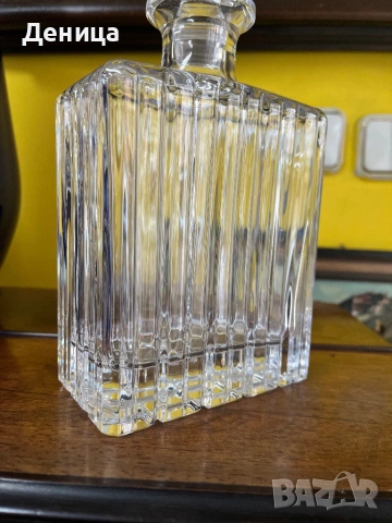 Стил⚜️ Изключително елегантен и стилен декантер Без да се натрапва с пищни форми и гравюри, но със с, снимка 10 - Други - 53422321