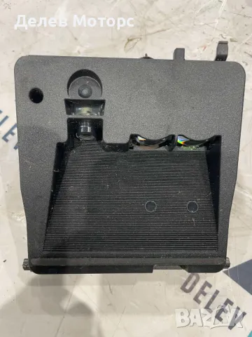 88181-02060 / 10R-059278 камера за предно стъкло от Toyota Auris 1. 6i, двигател 1ZR-FAE, ZRE18