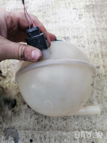 Разширително Казанче съд VW  Volkswagen , снимка 4 - Части - 52630332