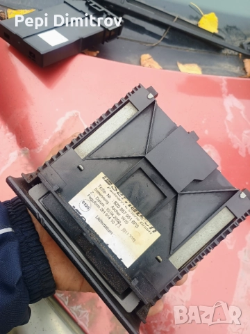 Пепелник за Audi A2 Hatchback (02.2000 - 08.2005), № 8Z0 857 951 6PS, снимка 4 - Части - 51982738