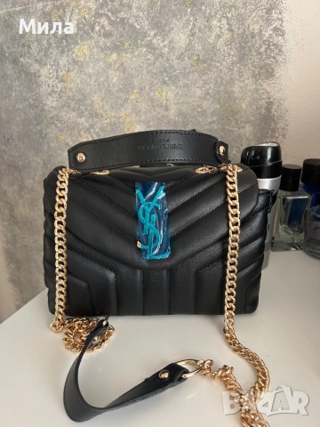 YSL Шикозна чанта, снимка 3 - Чанти - 51764619