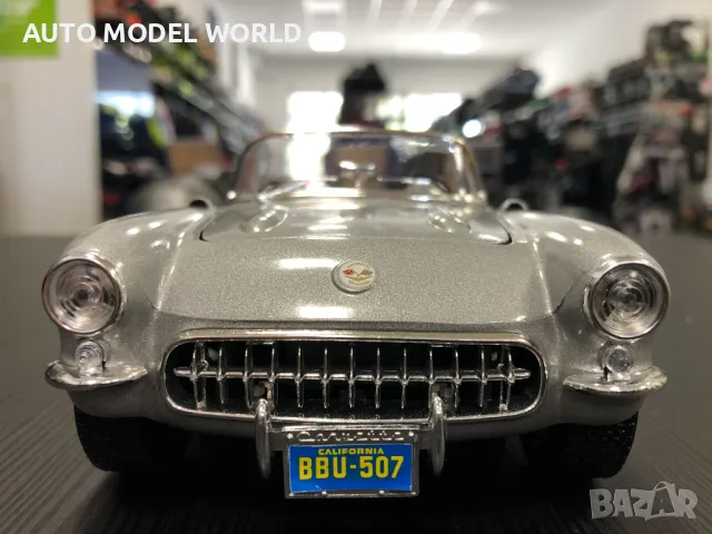 Метална колекционерска количка BBURAGO CHEVROLET CORVETTE 1957, снимка 4 - Колекции - 46970459