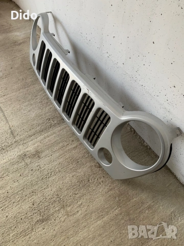 Предна маска за JEEP, снимка 4 - Части - 53918624