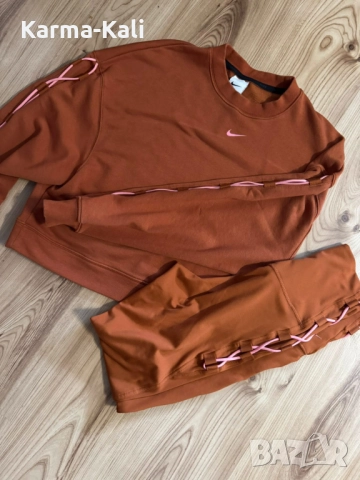 оригинален к-т NIke клин и блуза, снимка 15 - Спортни дрехи, екипи - 52670642