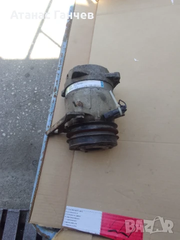 Компресор за климатик за Ауди Б4, снимка 2 - Части - 51038592