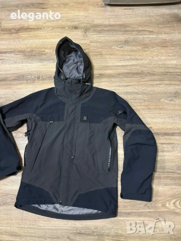 Висок клас мъжко яке Haglofs ProShell  Warm 3 Layer GoreTex Jacket , M размер , снимка 2 - Якета - 53260513