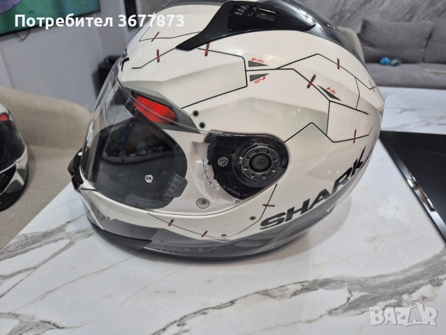 каски Shark размери L и S , снимка 7 - Спортни дрехи, екипи - 53621867