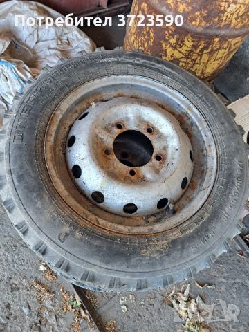 Джанти с гуми за Lada Niva - 16 цола, снимка 1 - Гуми и джанти - 46399223