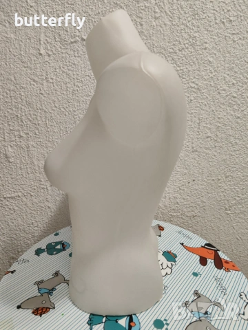 Дамски манекен торс, снимка 2 - Манекени - 53595499