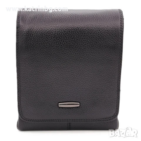 Мъжка кожена чанта през рамо с 3 отделения -Черна с капак Код на продукта:K-027