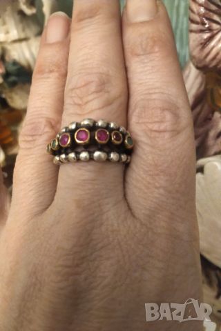 Сребърен пръстен злато рубини изумруди, снимка 2 - Пръстени - 46391057