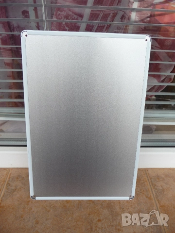 Метална табела кола Citroën 2 CV Ситроен френски Да живее Франция графити жена ретро автомобил готин, снимка 3 - Декорация за дома - 52725685