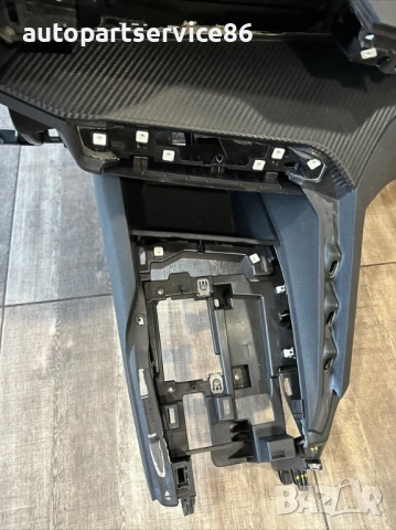 Арматурно табло черно само за ляво управление за Peugeot 3008 (2022) , снимка 2 - Части - 53570534