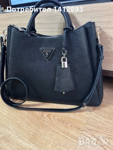 Дамска чанта Guess, снимка 3 - Чанти - 52521736