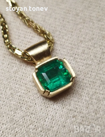 Елегантен златен медальон с естествен изумруд 2.54кт – 14K злато! Сертификат!, снимка 8 - Колиета, медальони, синджири - 54248816