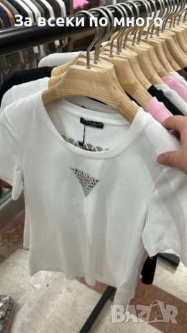 Дамски Тениски Pinko Dior Celine Guess Hugo, снимка 18 - Тениски - 53517397